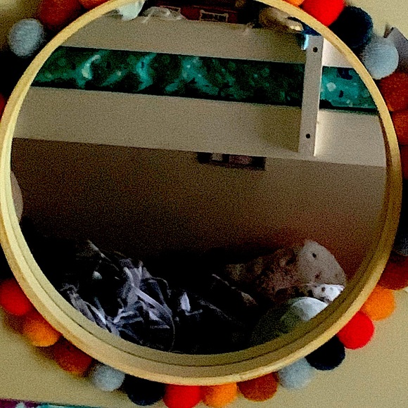 Mirror - Picture 1 of 1